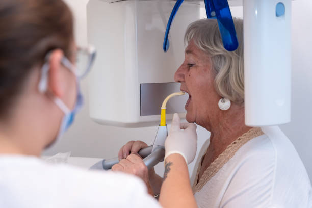 Best Emergency Tooth Extraction in Hanford, CA